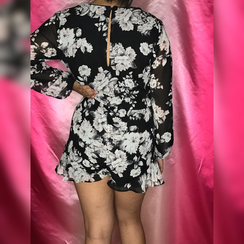Long sleeve Floral romper